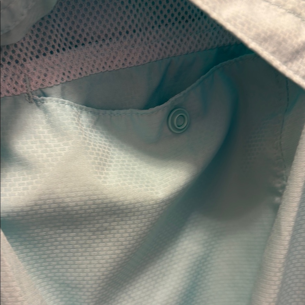 Field & Stream Women's Light Teal Shirt - Picture 5 of 7